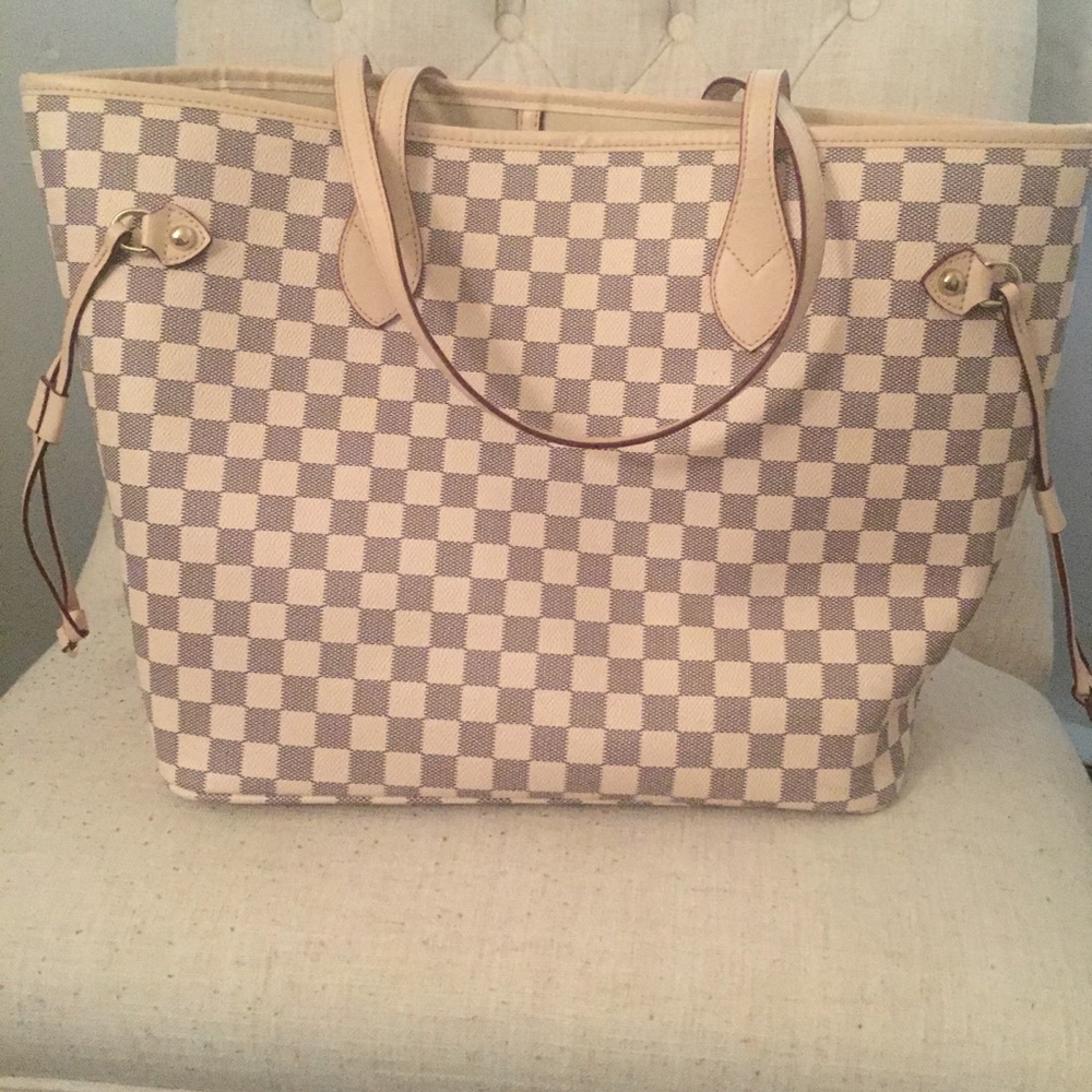 Daisy Rose Checkered Tote Bag